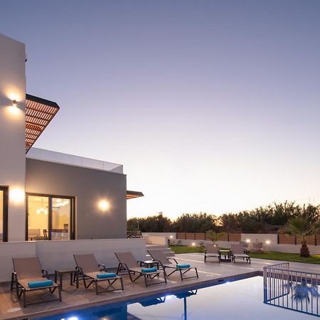 Sunnyside Villas, Ideal For Vibrant Stays,By Thinkvilla Pigianos Kampos  Extérieur photo