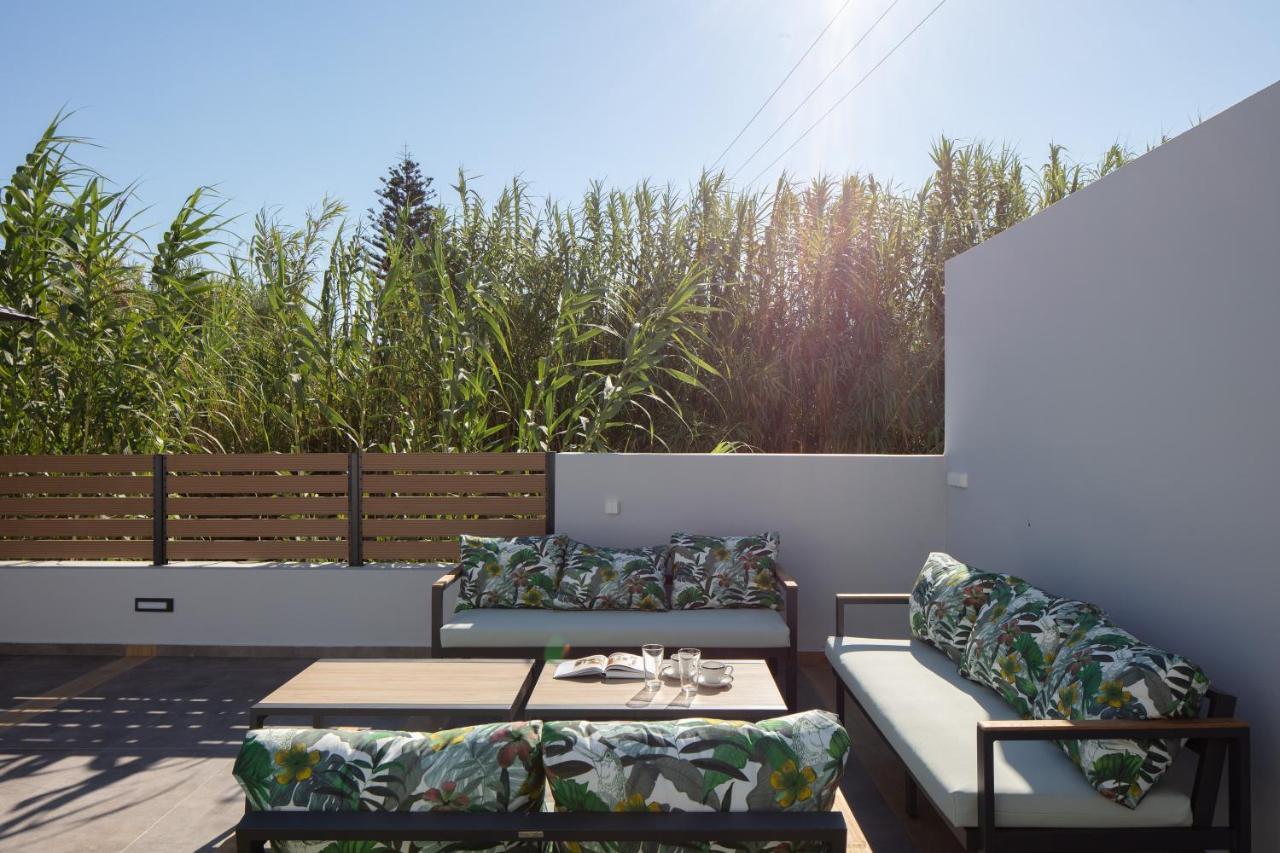 Sunnyside Villas, Ideal For Vibrant Stays,By Thinkvilla Pigianos Kampos  Extérieur photo